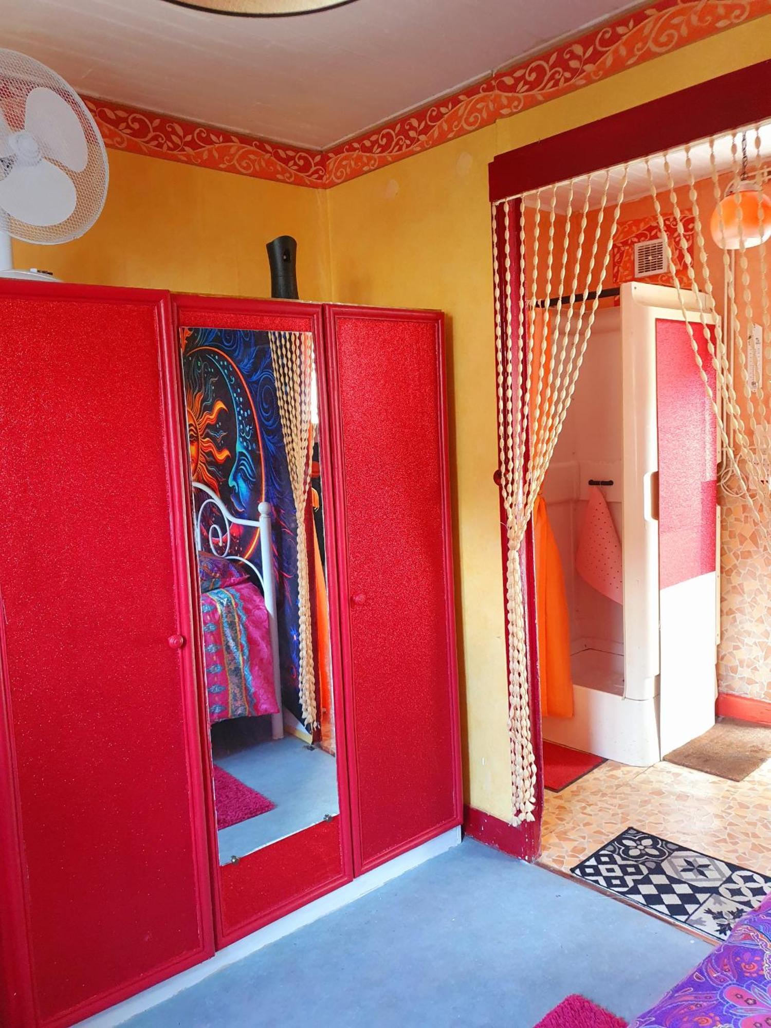Bed And Breakfast Les Roses Multicolores Du 47 Fumel Eksteriør bilde