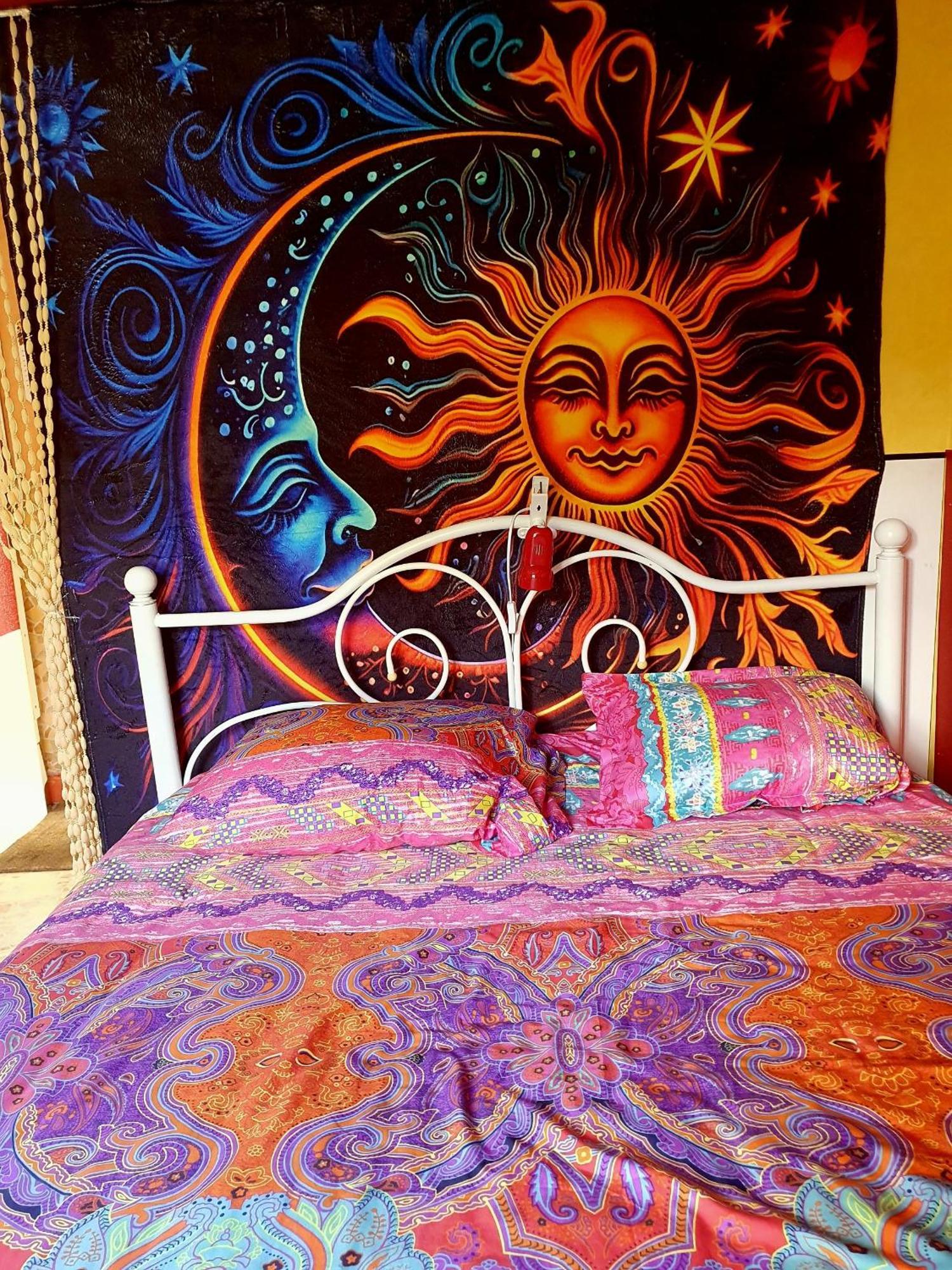 Bed And Breakfast Les Roses Multicolores Du 47 Fumel Eksteriør bilde