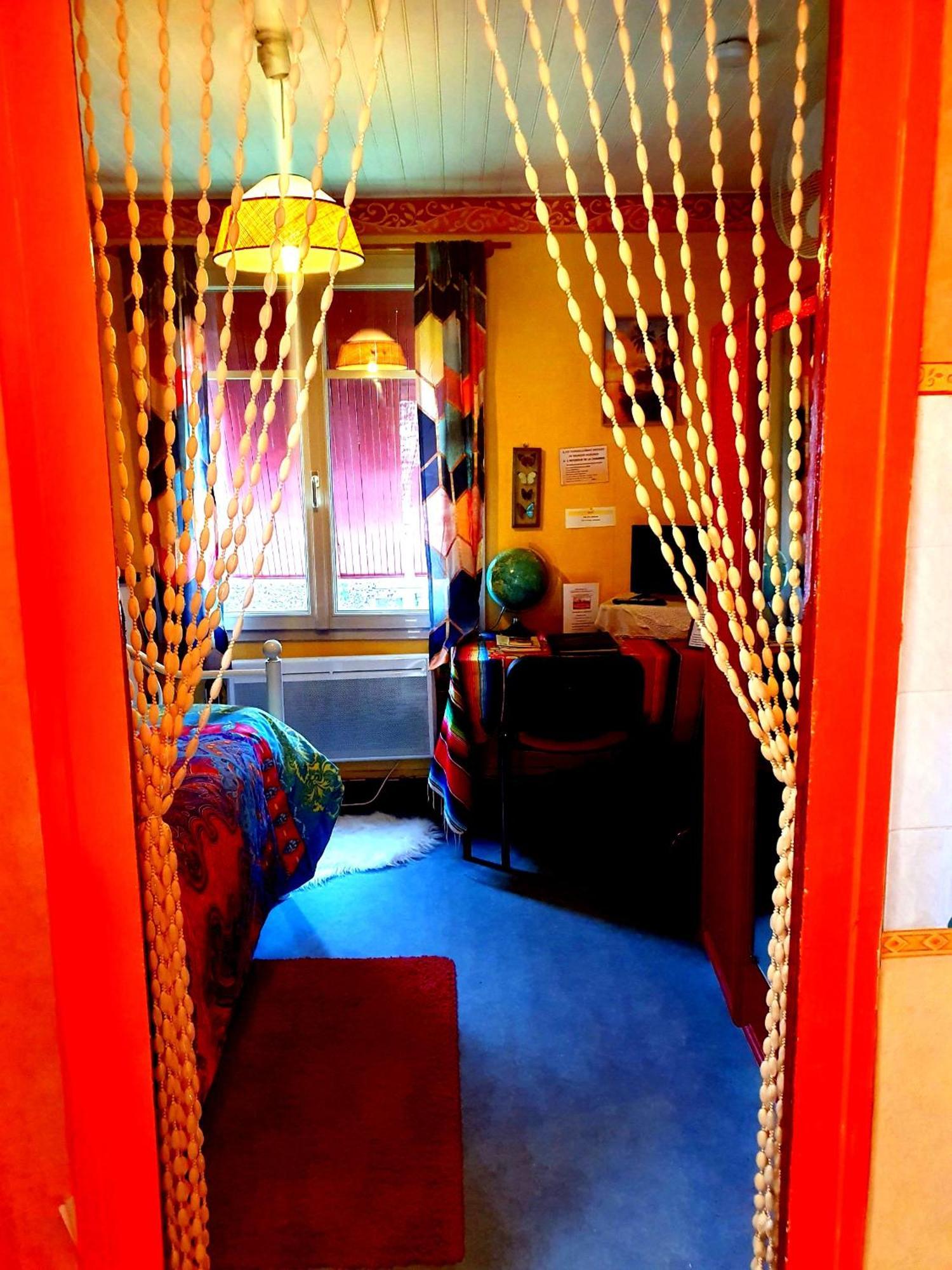 Bed And Breakfast Les Roses Multicolores Du 47 Fumel Eksteriør bilde